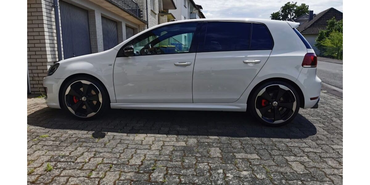 VW Golf 124.700 km 11.000 &euro; Spangenberg 34286