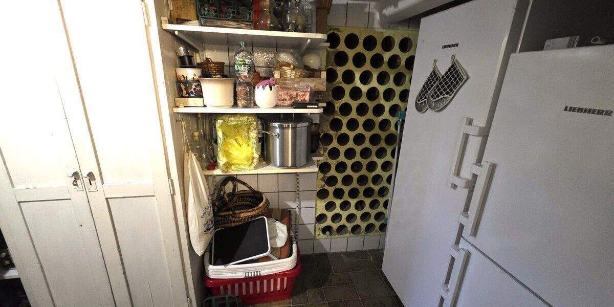 Ein Juwel in Kassel-Nord - 1-2 Familienhaus in Hinterbebauung 7 zimmer