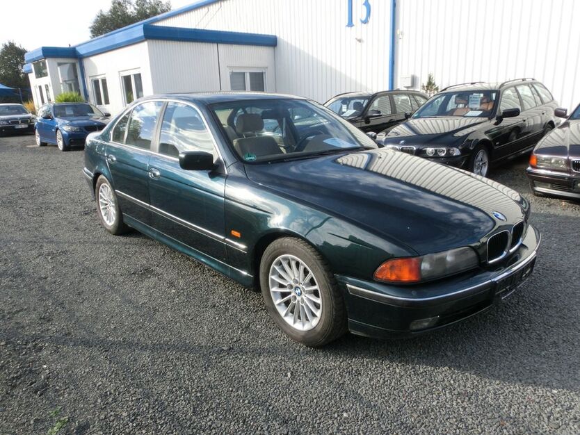 BMW 528 302.000 km 4.999 € Edertal 34549