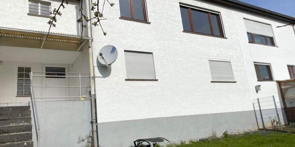 Einfamilienhaus Melsungen Röhrenfurth - 9 Zimmer, 150 m&sup2;, 298.000&euro; | Angebot:25770257