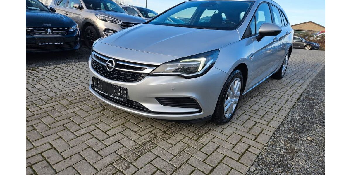 Opel Astra 136.635 km 8.450 &euro; Calden 34379