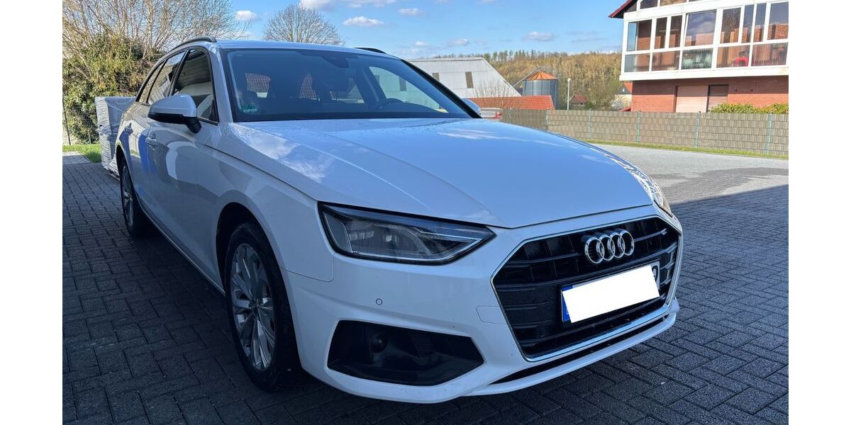 Audi A4 136.000 km 16.900 &euro; Scheden 37127