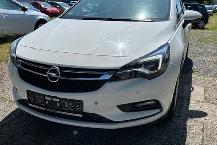 Opel Astra 98.000 km 12.300 € Kassel 34123