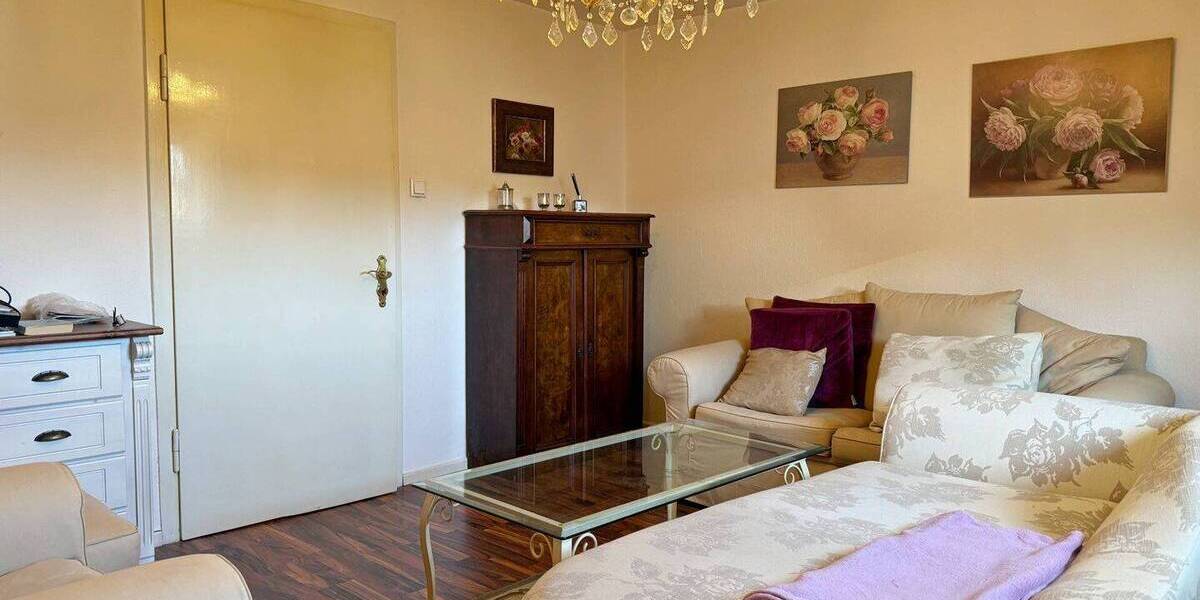 Doppelhaushälfte Ahnatal / Heckershausen Heckershausen - 9 Zimmer, 150 m&sup2;, 269.000&euro; | Angebot:26154923