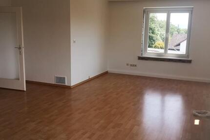 Wohnung Kassel Harleshausen - 4 Zimmer, 103 m&sup2;, 1.000&euro; | Angebot:27552193