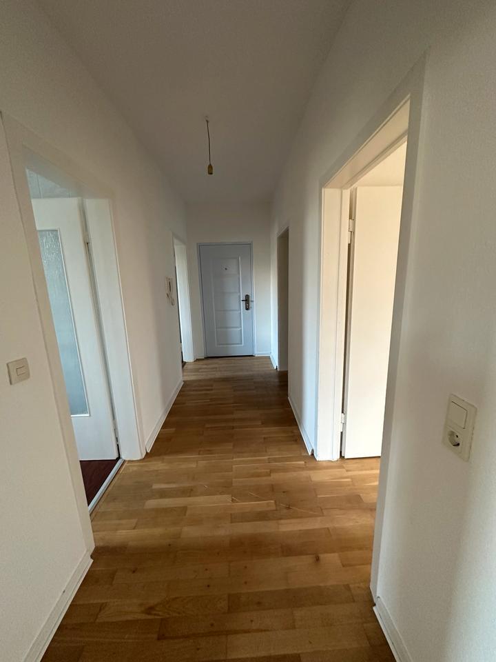Moderne 3-Zimmer-Wohnung mit Balkon in Vellmar