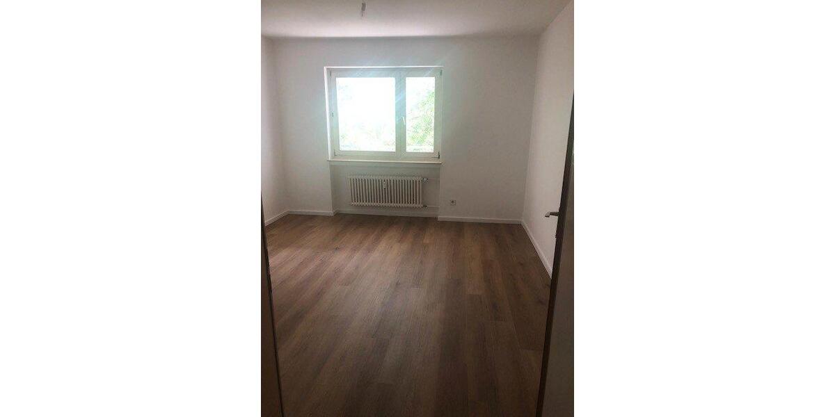 Etagenwohnung Kassel Fasanenhof - 3 Zimmer, 118 m&sup2;, 1.123&euro; | Angebot:26122690