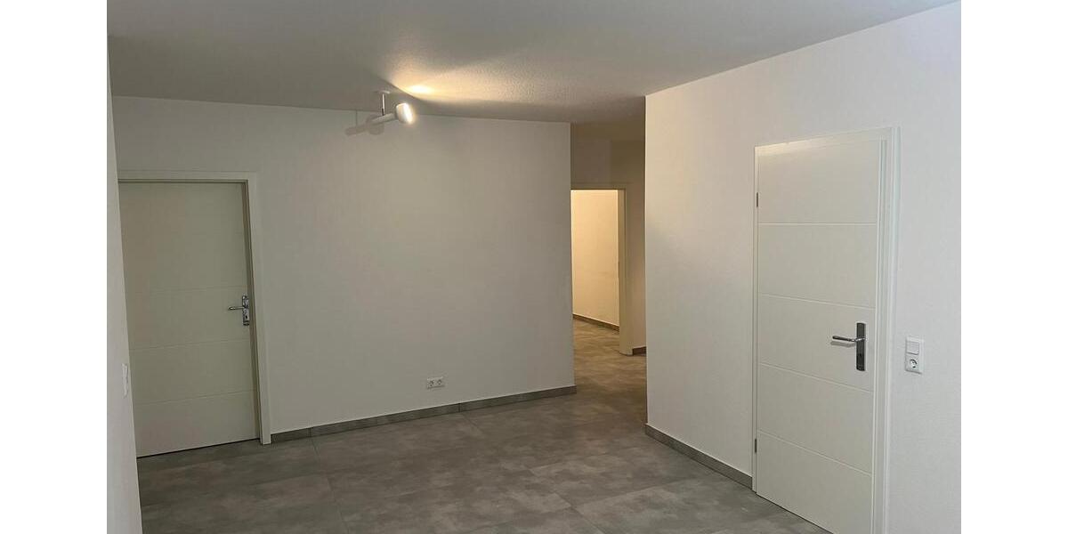 Etagenwohnung Espenau - 4 Zimmer, 130 m&sup2;, 2.300&euro; | Angebot:25718521