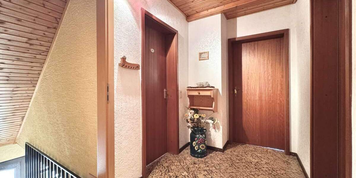 Einfamilienhaus Lohfelden / Vollmarshausen Vollmarshausen - 6 Zimmer, 152 m&sup2;, 389.000&euro; | Angebot:24820612