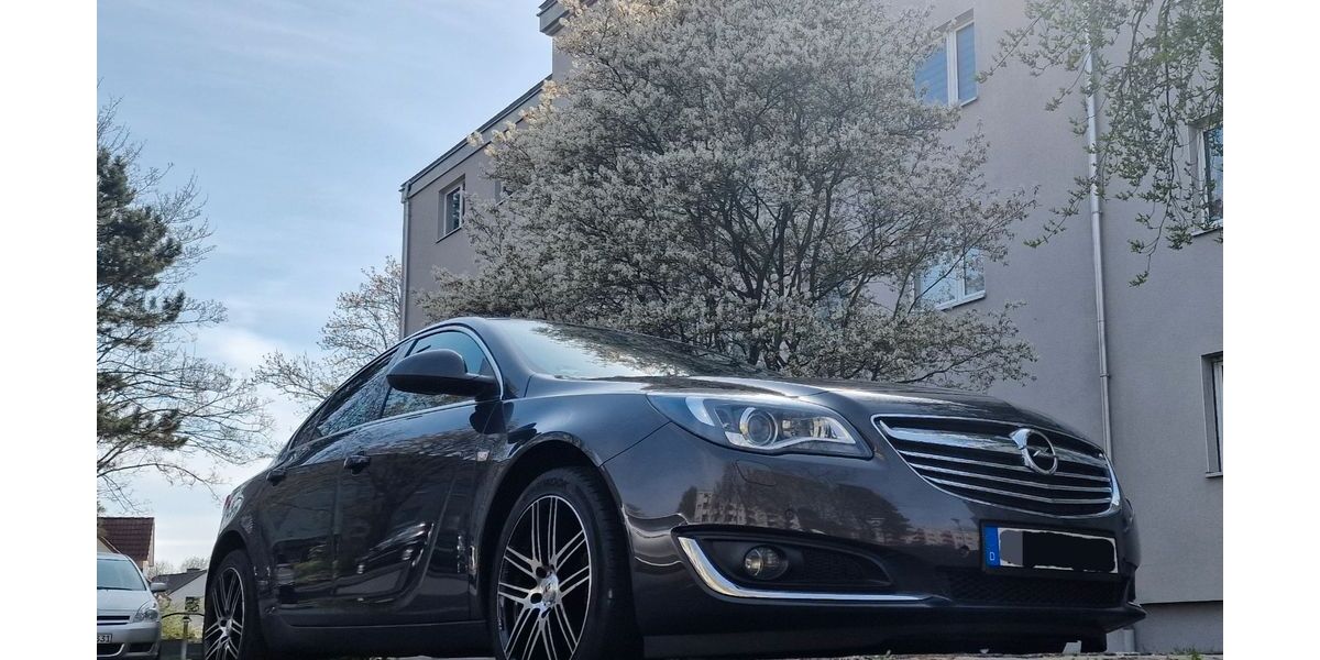 Opel Insignia 186.757 km 8.900 &euro; Kassel 34123
