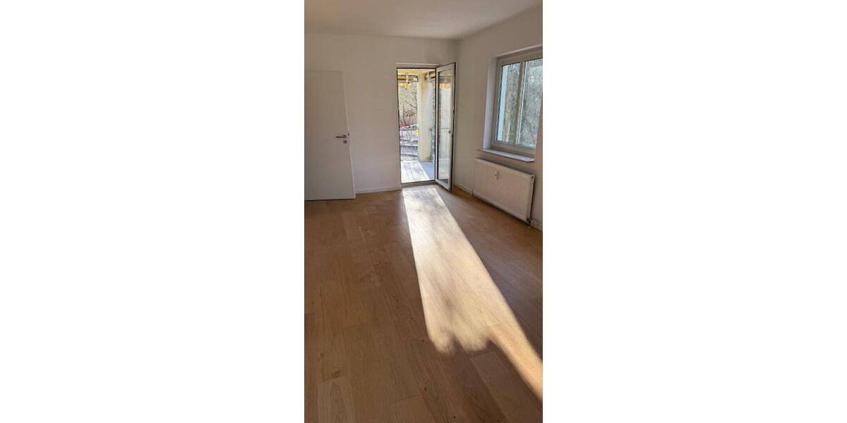 Etagenwohnung Kassel Harleshausen - 4 Zimmer, 113 m&sup2;, 1.250&euro; | Angebot:26483762