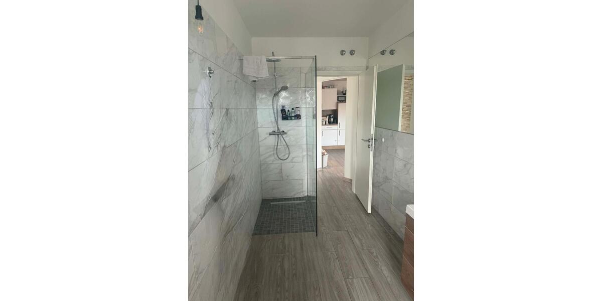 Erdgeschoßwohnung Felsberg - 5 Zimmer, 156 m&sup2;, 1.404&euro; | Angebot:25881411