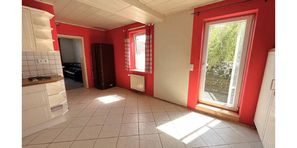 Einfamilienhaus Hofgeismar Schöneberg - 8 Zimmer, 184 m&sup2;, 129.000&euro; | Angebot:25670413