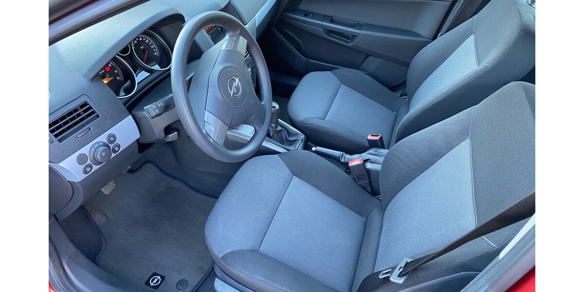 Opel Astra 45.900 km 5.200 &euro; Gudensberg 34281