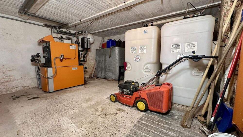 Einfamilienhaus Wolfhagen Istha - 7 Zimmer, 200 m&sup2;, 1.150&euro; | Angebot:25711112