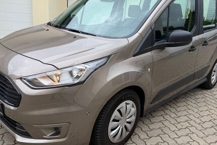 Ford Tourneo Connect 21.000 km 14.999 &euro; Kassel 34125