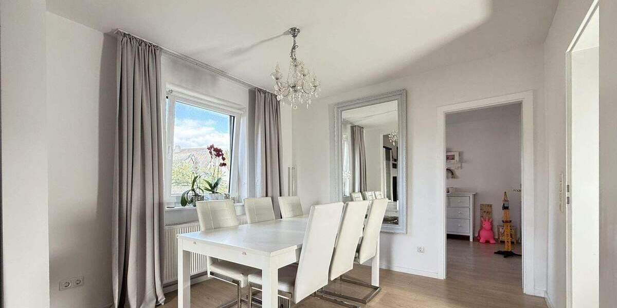 Mehrfamilienhaus, Wohnhaus Kassel Nordshausen - 9 Zimmer, 216 m&sup2;, 375.000&euro; | Angebot:24709481