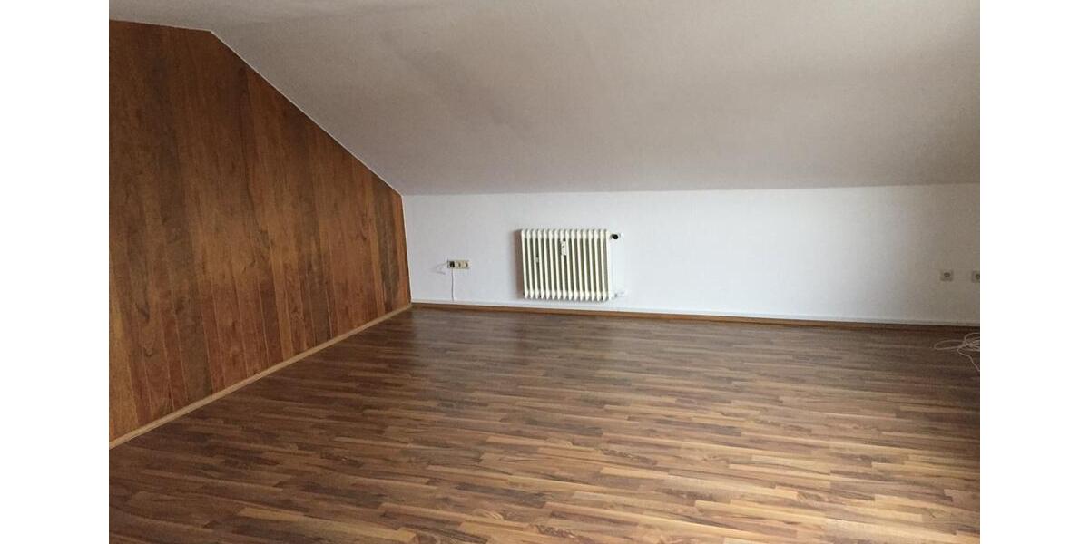 Dachgeschoßwohnung Niestetal - 2 Zimmer, 58 m&sup2;, 490&euro; | Angebot:25282070