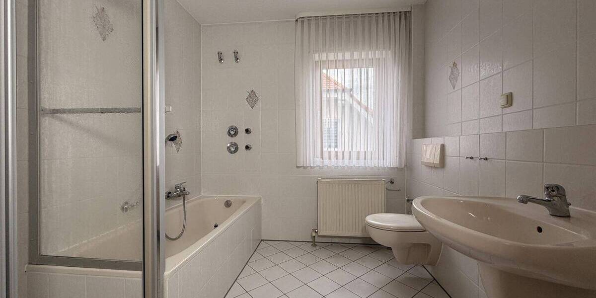 Etagenwohnung Vellmar Frommershausen - 3 Zimmer, 98 m&sup2;, 260.000&euro; | Angebot:26641793