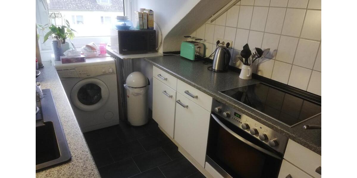 Wunderschöne 3 Z. DG-Wohnung frei zum 01.03.2026 3 zimmer