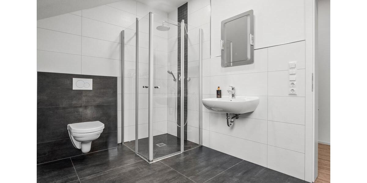 Dachgeschoßwohnung Schauenburg - 3 Zimmer, 132 m&sup2;, 1.320&euro; | Angebot:25963352