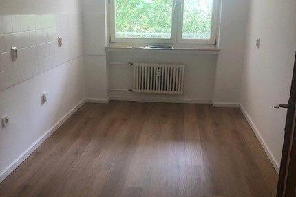 Wohnung Kassel Fasanenhof - 3 Zimmer, 118 m&sup2;, 1.123&euro; | Angebot:26122690