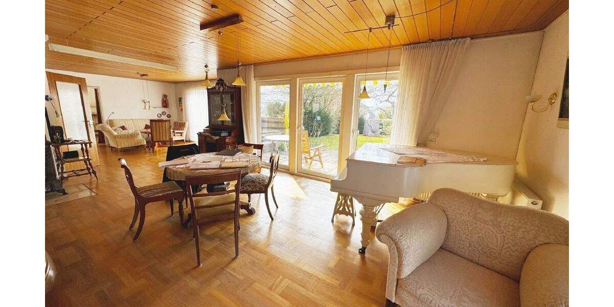 Einfamilienhaus Kassel Kirchditmold - 1 Zimmer, 225 m&sup2;, 398.000&euro; | Angebot:25835787