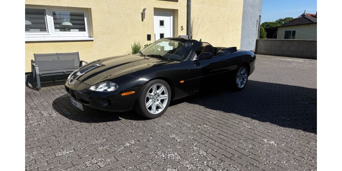 Jaguar XK8 159.000 km 13.450 &euro; Staufenberg 34355