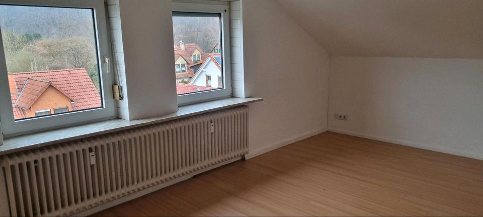 Dachgeschoßwohnung Kassel Philippinenhof-Warteberg - 3 Zimmer, 65 m&sup2;, 750&euro; | Angebot:25144560