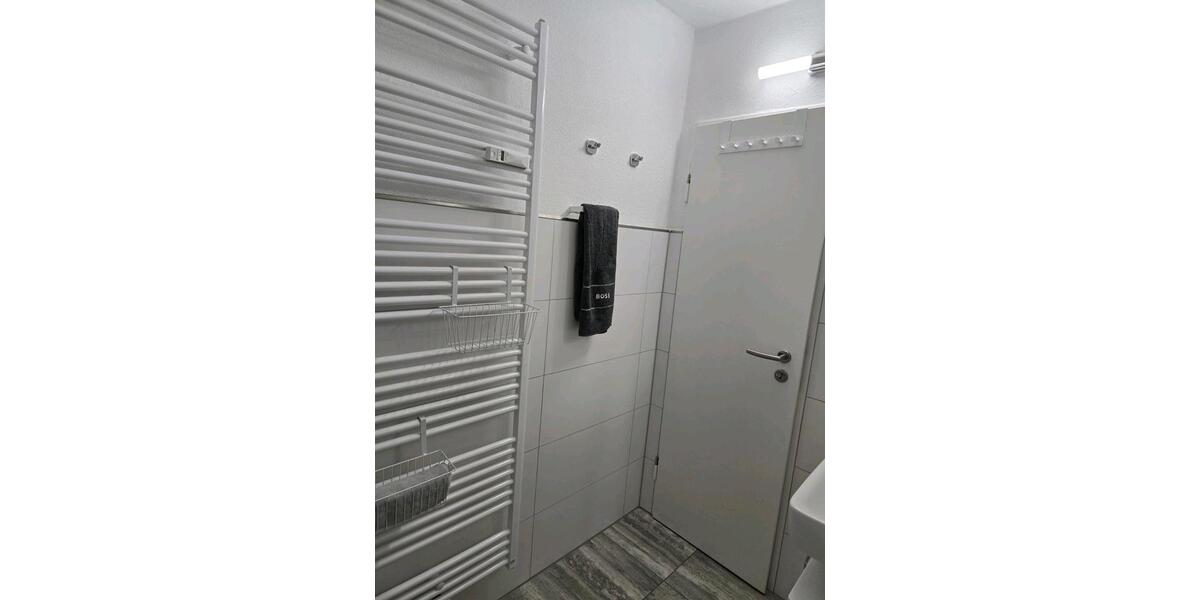 Etagenwohnung Kassel - 2 Zimmer, 70 m&sup2;, 780&euro; | Angebot:26393190