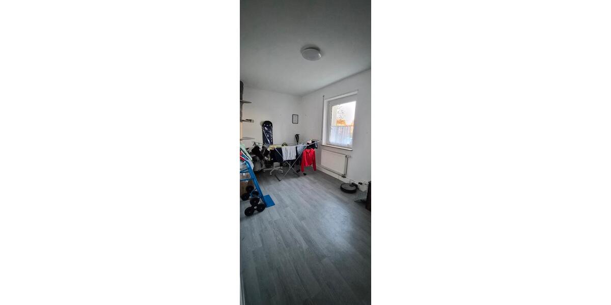 Erdgeschosswohnung mit Balkon 3 zimmer