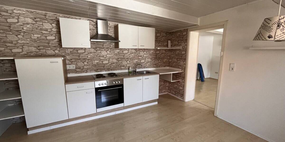 Einfamilienhaus Hofgeismar / Schöneberg Schöneberg - 8 Zimmer, 184 m&sup2;, 129.000&euro; | Angebot:26377067