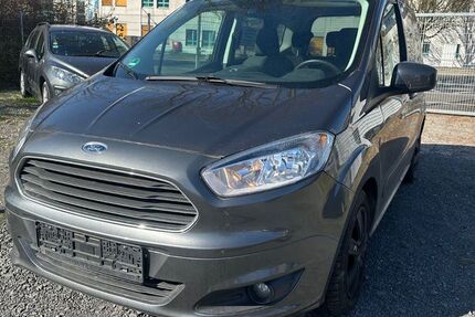 Ford Tourneo Courier 110.000 km 7.699 € Kassel 34123
