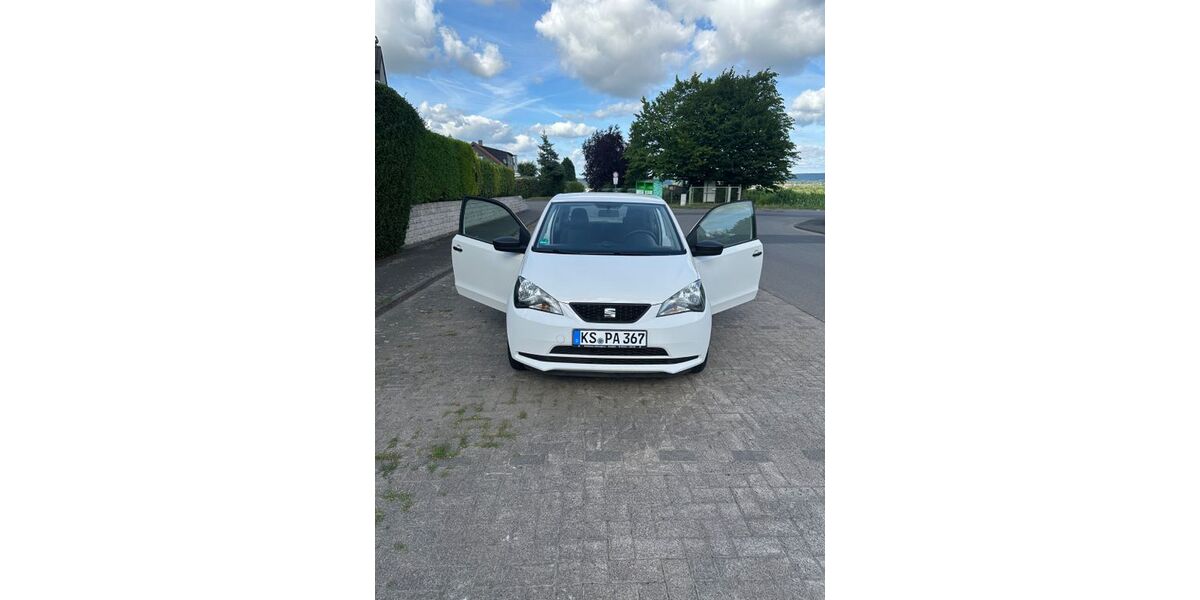 Seat Mii 19.400 km 7.350 &euro; Kassel 34127