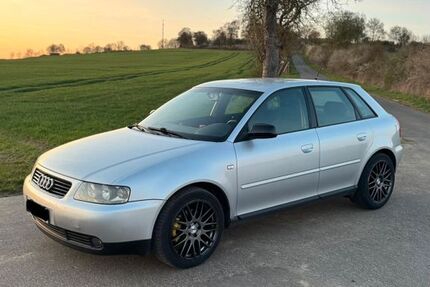 Audi A3 287.000 km 2.990 &euro; Helsa 34298