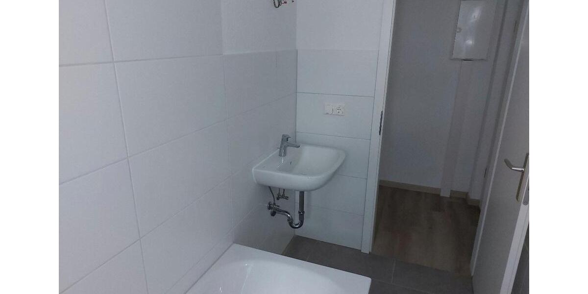 Erdgeschoßwohnung Kassel - 2 Zimmer, 61 m&sup2;, 500&euro; | Angebot:26192157