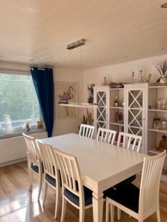 Einfamilienhaus Melsungen - 5 Zimmer, 145 m&sup2;, 320.000&euro; | Angebot:26760340
