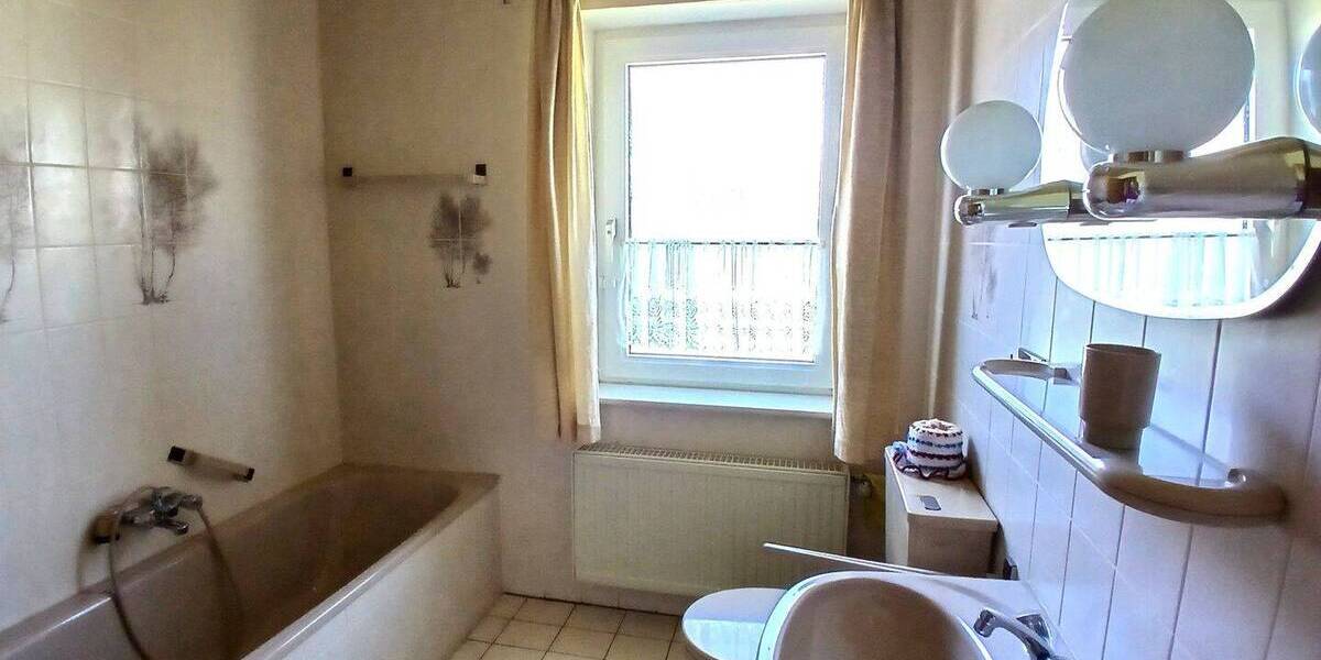 Mehrfamilienhaus, Wohnhaus Vellmar Frommershausen - 9 Zimmer, 210 m&sup2;, 415.000&euro; | Angebot:26730942