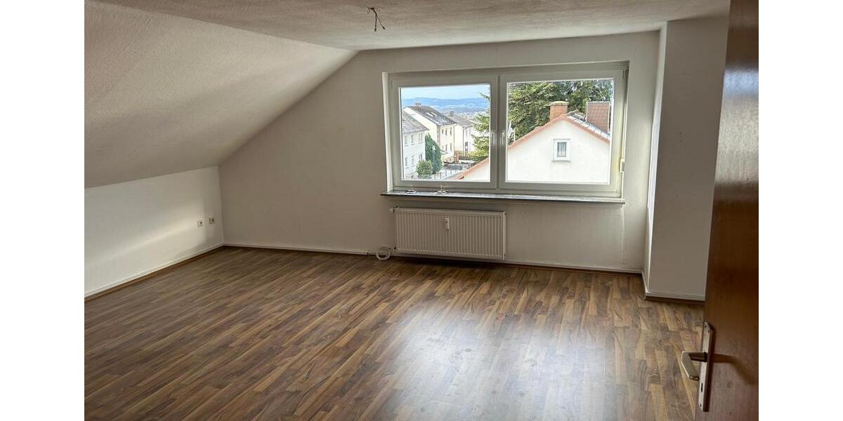 Dachgeschoßwohnung Staufenberg - 2 Zimmer, 58 m&sup2;, 490&euro; | Angebot:25281657
