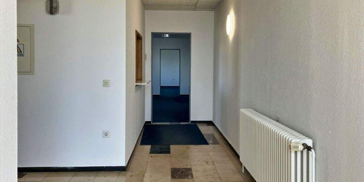 Gewerbeobjekt Niestetal Sandershausen - 2.200&euro; | Angebot:22948651