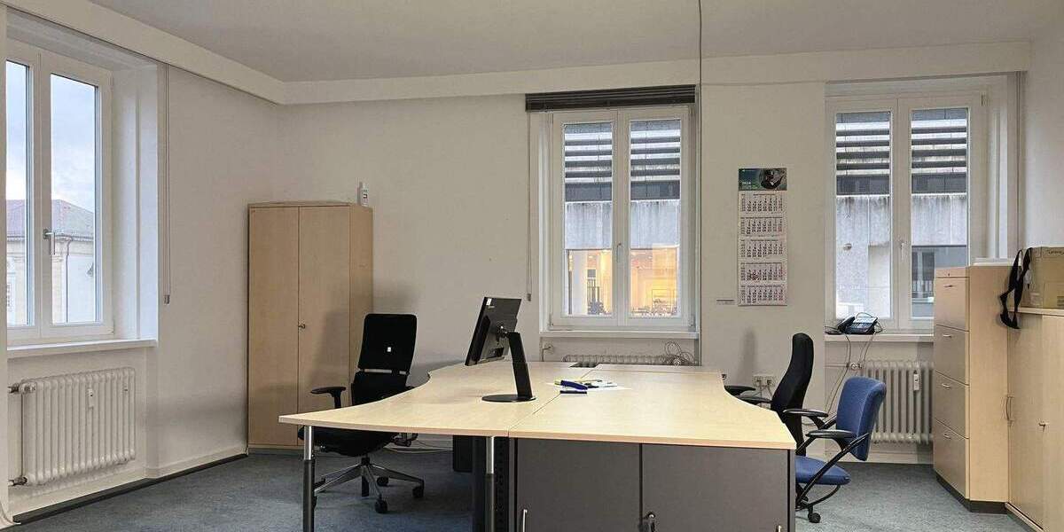 Repräsentative Büroetage am Kasseler Königsplatz zimmer