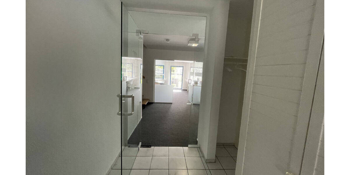 Charmante Doppelhaushälfte mit viel Potential in ruhiger Lage von Vellmar! 9 zimmer