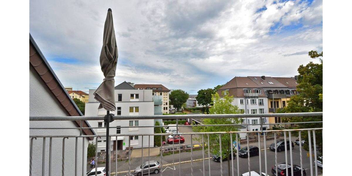 Etagenwohnung Kassel Mitte - 4 Zimmer, 134 m&sup2;, 300.000&euro; | Angebot:25938417