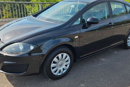 Seat Leon 67.500 km 4.999 &euro; Vellmar 34246