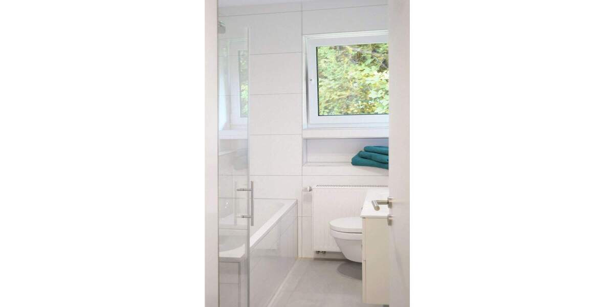 Einfamilienhaus Kassel Brasselsberg - 7 Zimmer, 190 m&sup2;, 2.000&euro; | Angebot:26015969