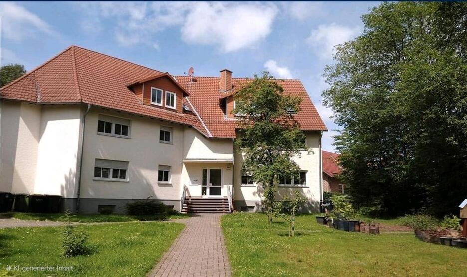 schöne 3 Zimmer Küche Bad Erdgeschoss Wohnung 90m2