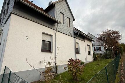 Haus Hofgeismar - 5 Zimmer, 145 m&sup2;, 275.000&euro; | Angebot:23231262