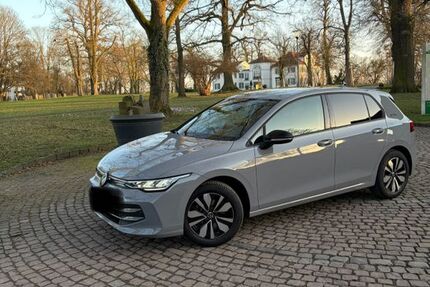 VW Golf 19.500 km 21.800 &euro; Baunatal 34225