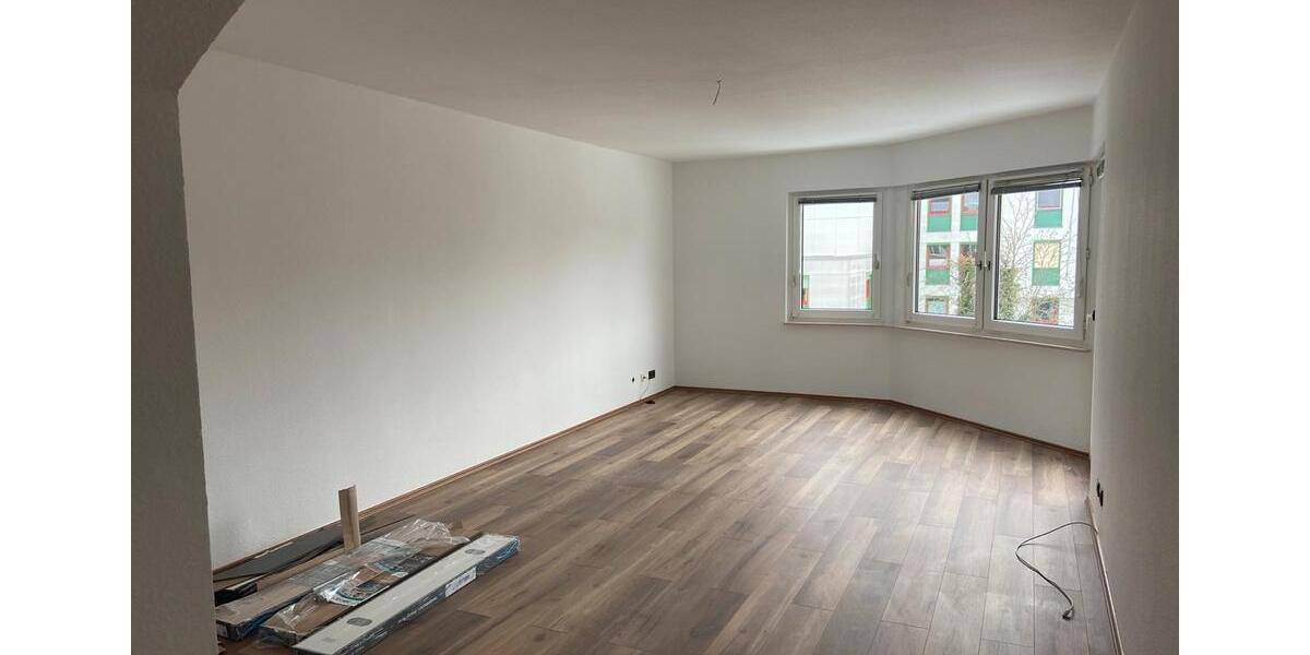 Etagenwohnung Kassel Bettenhausen - 3 Zimmer, 95 m&sup2;, 1.450&euro; | Angebot:24870327