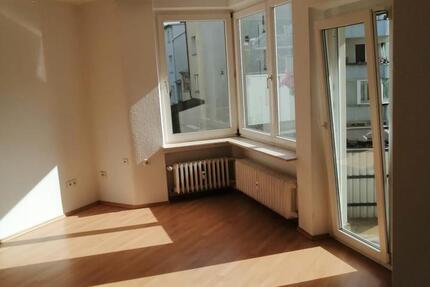 Wohnung Kassel Vorderer Westen - 2 Zimmer, 65 m&sup2;, 900&euro; | Angebot:27621783